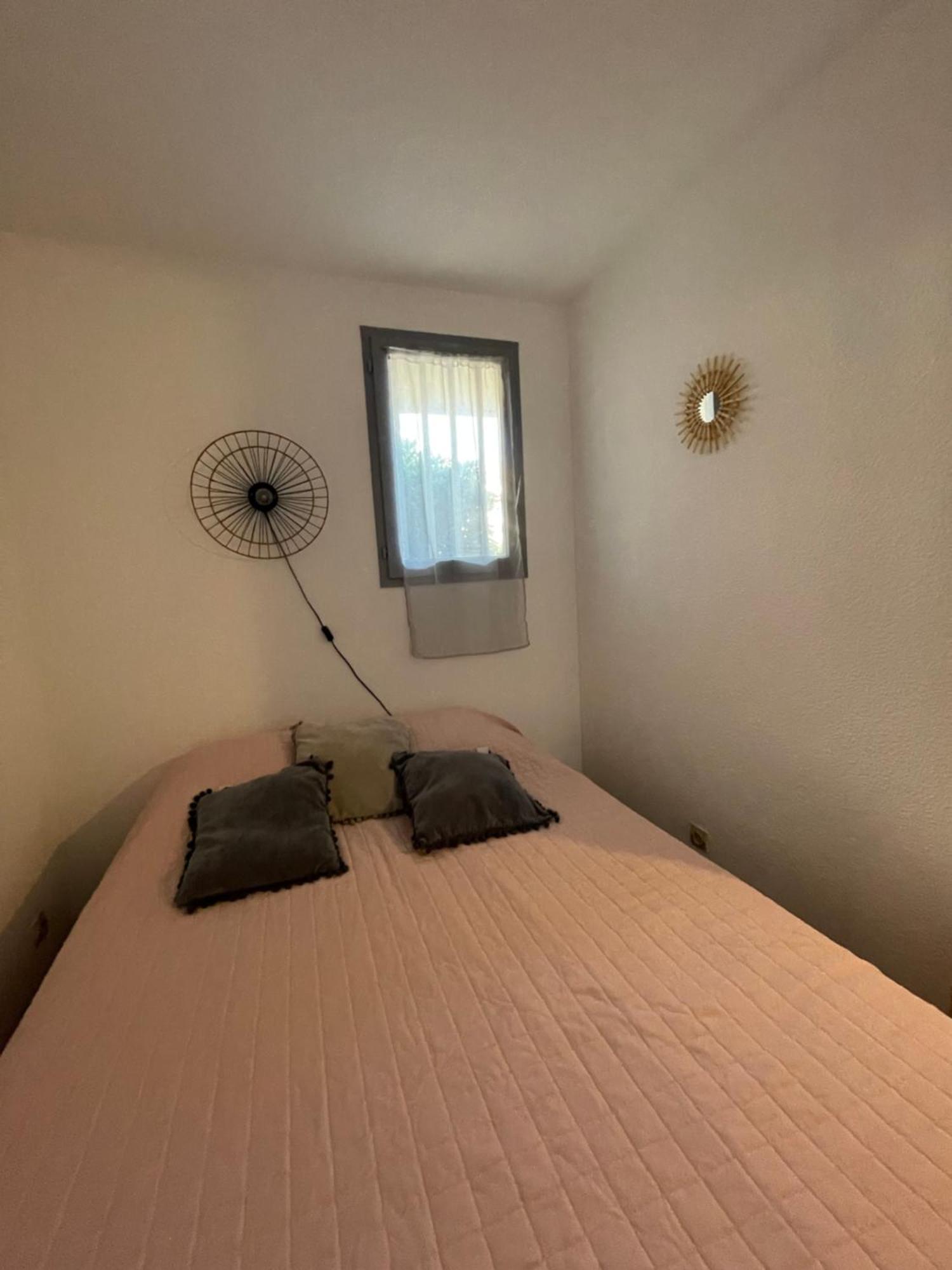 Studio au bord de l'eau Port-la-Nouvelle Extérieur photo