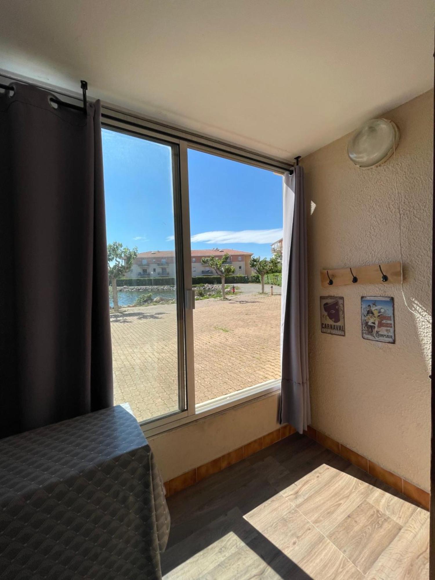 Studio au bord de l'eau Port-la-Nouvelle Extérieur photo